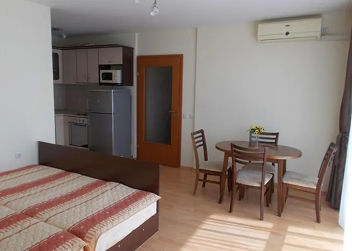 公寓 堡垒海滩全景公寓式酒店 *