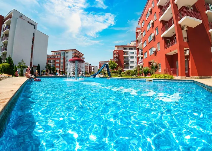 公寓 堡垒海滩全景公寓式酒店 *