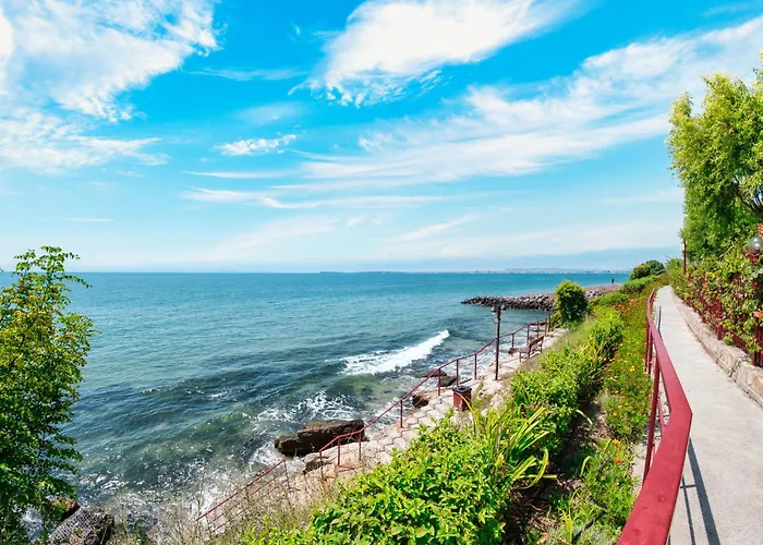 堡垒海滩全景公寓式酒店