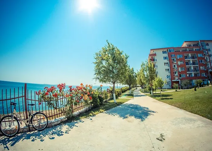 Panorama Apartment *