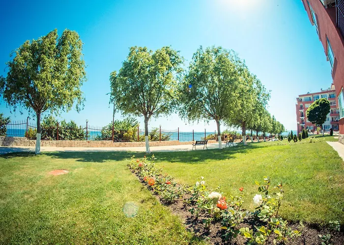 堡垒海滩全景公寓式酒店 * 圣弗拉斯